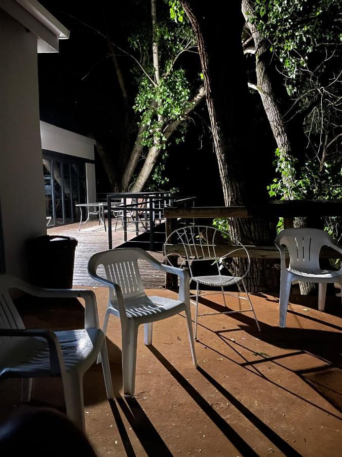 At The River Guest House Kroonstad Exterior foto